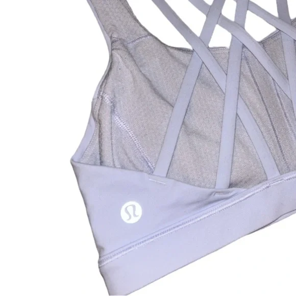 Lululemon Free To Be Serene Bra
Serene Blue size 2 - Picture 6 of 14